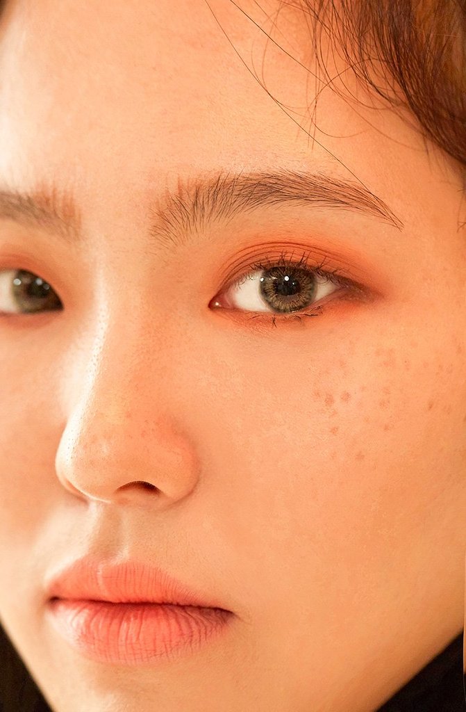 Hapa Kristin Silly Kristin Brown | 1 Month