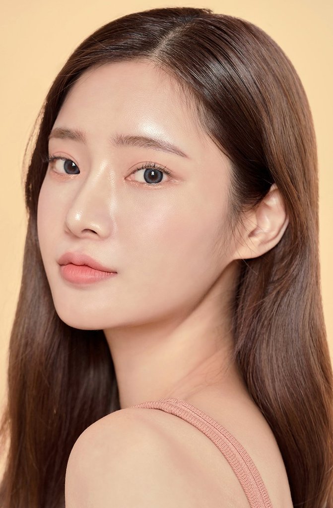 Hapa Kristin Adorable Kristin Gray | Daily 5 Pairs