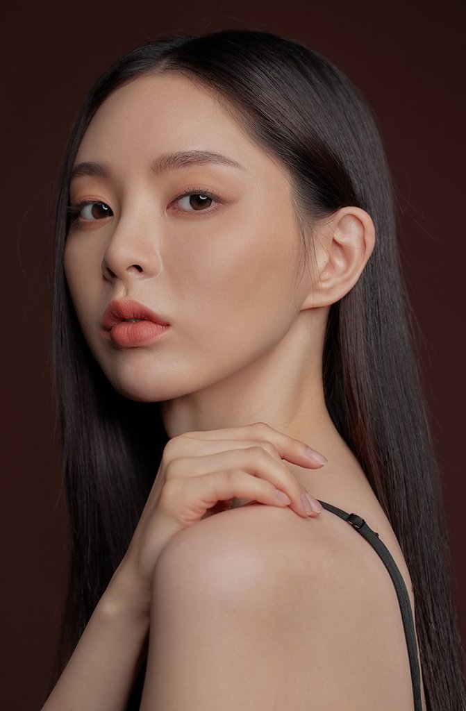 Hapa Kristin Secretive Kristin Dusk Brown | Daily 5 Pairs